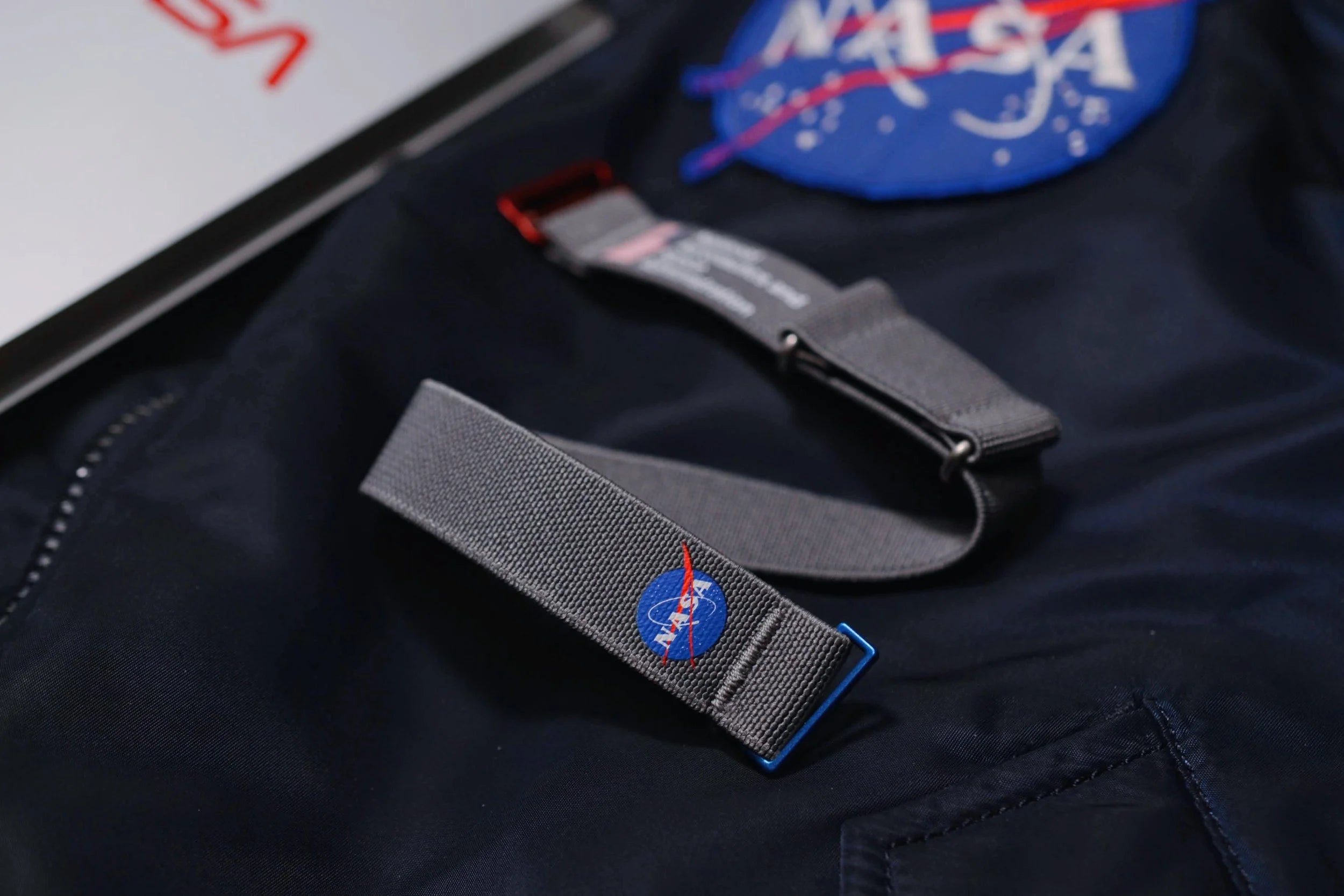 "MER MK1" Hook Strap™ - Official NASA Series - Limited Edition Elastic Watch Band - NMD12100005-0XX