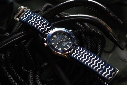 "THE SEAS" Hook Strap™ - Dive Series - Limited Edition Elastic Watch Band - NMDIVE003-SEA