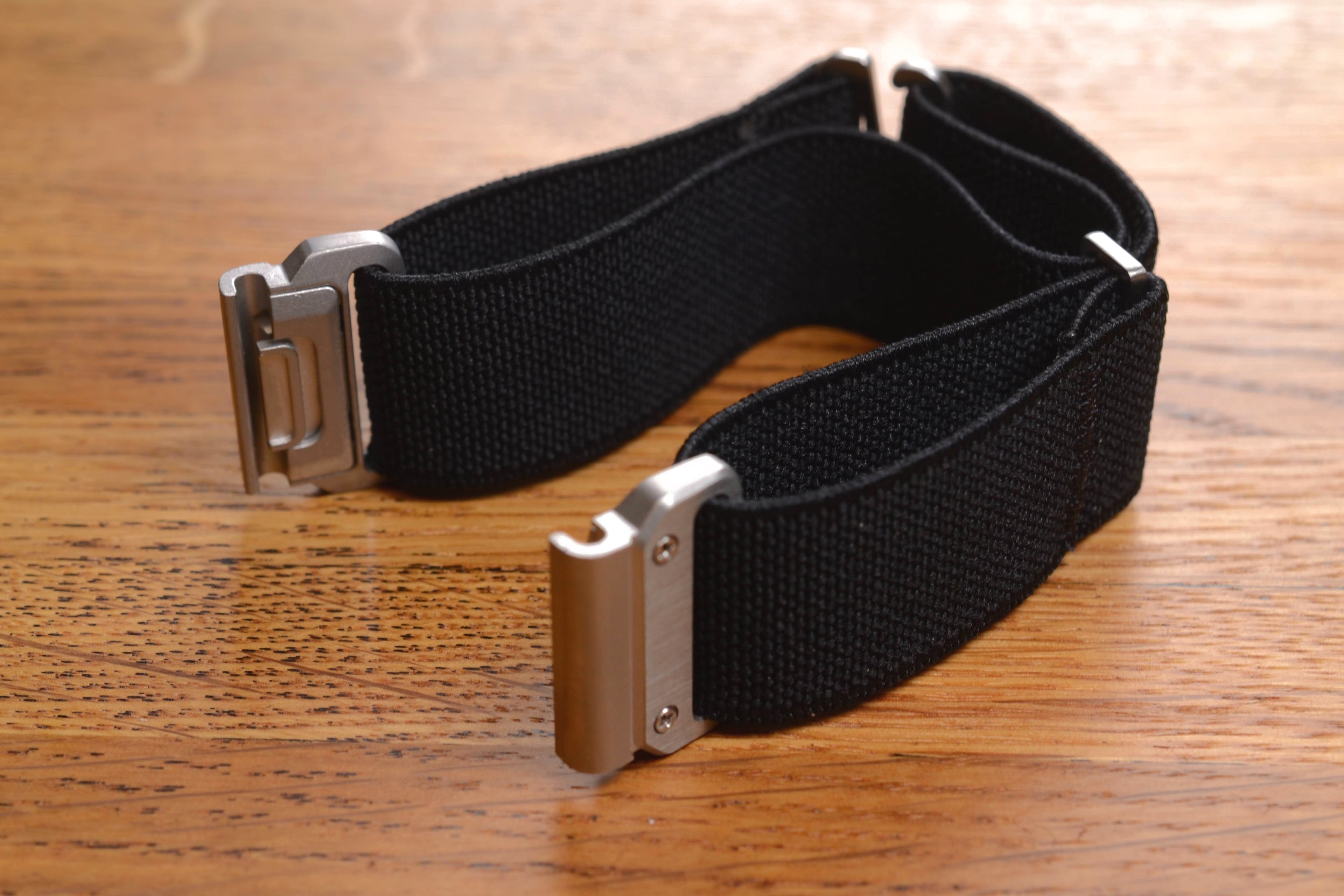 Garmin Quickfit Adapters for Hook Strap™ Elastic Watch Bands