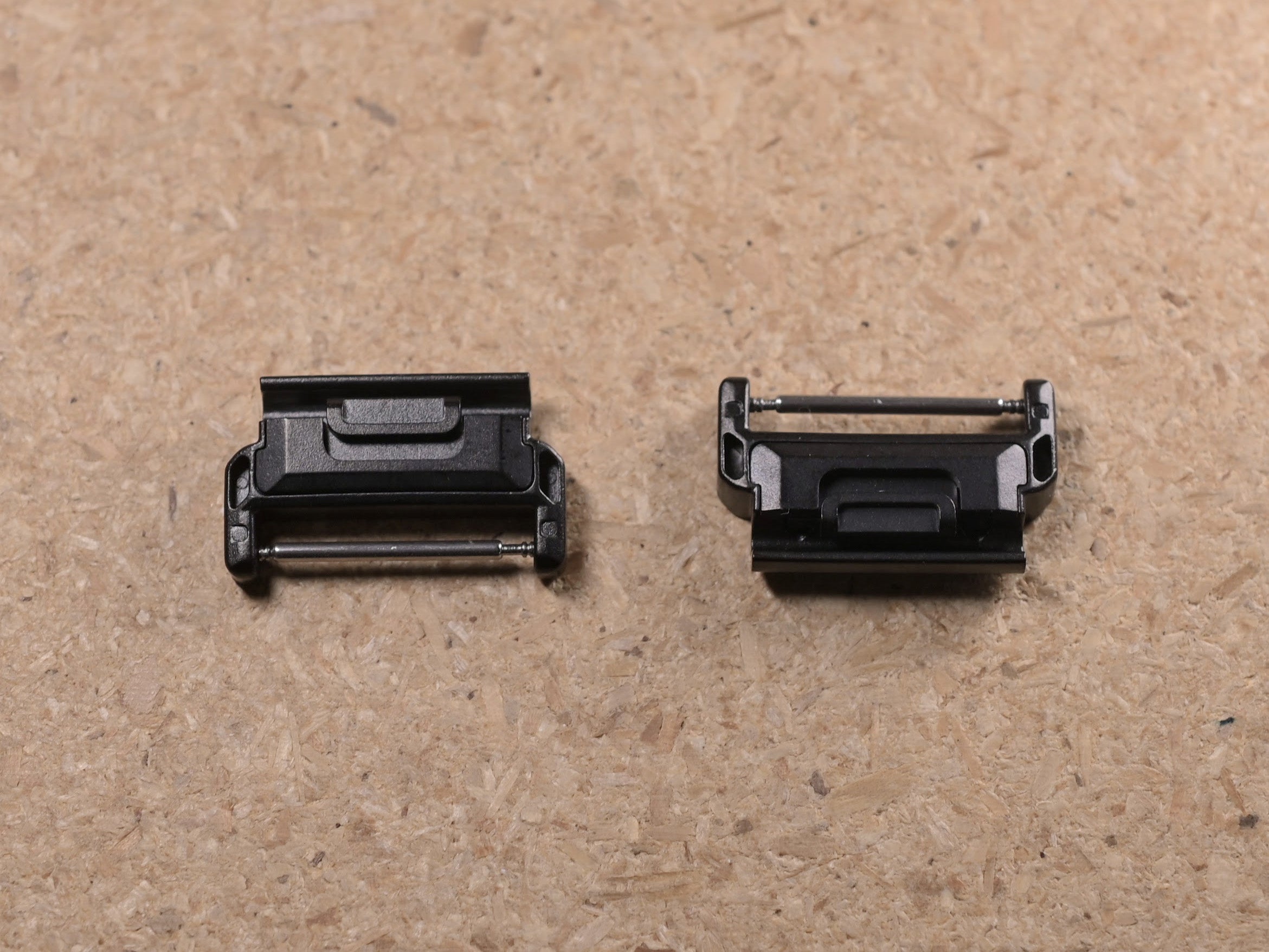 Spring Bar Garmin Quickfit Adapters for Hook Strap™ Elastic Watch Bands
